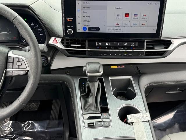 2025 Toyota Sienna XLE