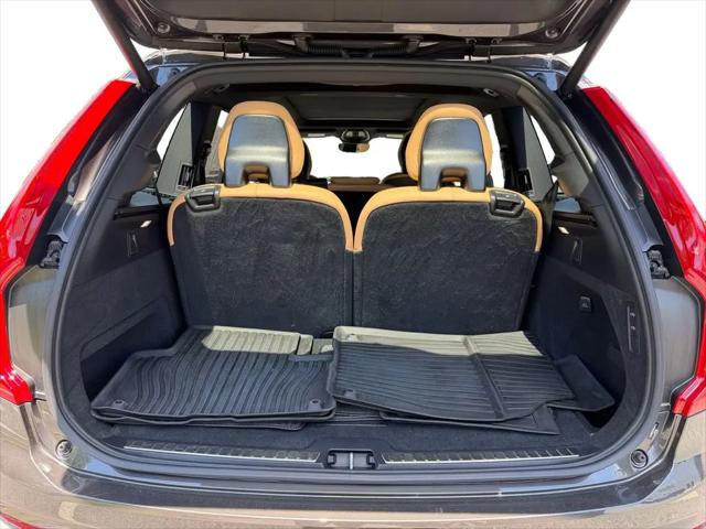 2024 Volvo XC90 Recharge T8 Ultimate Bright Theme 7-Seater