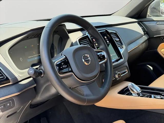 2024 Volvo XC90 Recharge T8 Ultimate Bright Theme 7-Seater