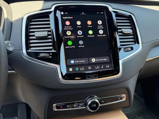 2024 Volvo XC90 Recharge T8 Ultimate Bright Theme 7-Seater