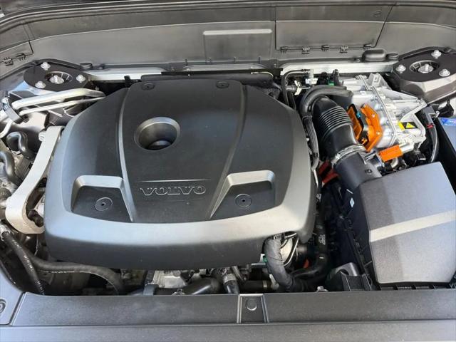 2024 Volvo XC90 Recharge T8 Ultimate Bright Theme 7-Seater