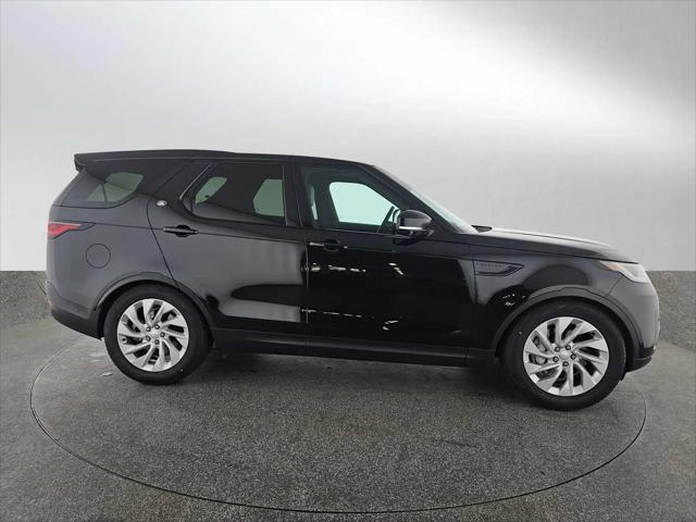 2025 Land Rover Discovery P300 S