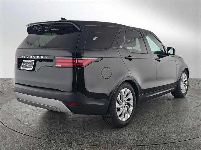 2025 Land Rover Discovery P300 S