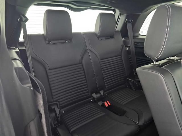 2025 Land Rover Discovery P300 S