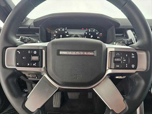 2025 Land Rover Discovery P300 S
