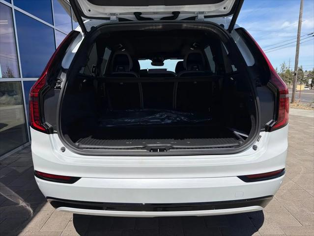 2026 Volvo XC90 Plug-In Hybrid Ultra Dark Theme, T8 AWD, Electric/Gasoline, 7 Seats