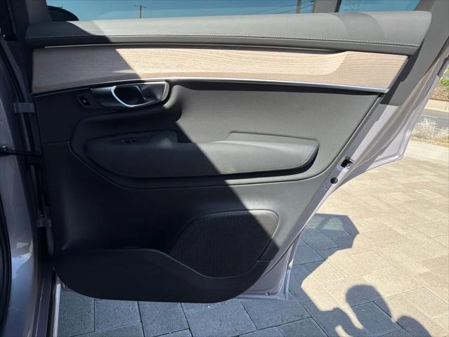 2026 Volvo XC90 Plug-In Hybrid Plus, T8 AWD, Electric/Gasoline, Bright, 7 Seats