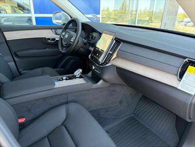 2026 Volvo XC90 Plug-In Hybrid Plus, T8 AWD, Electric/Gasoline, Bright, 7 Seats