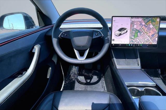 2026 Tesla Model Y Premium Rear-Wheel Drive