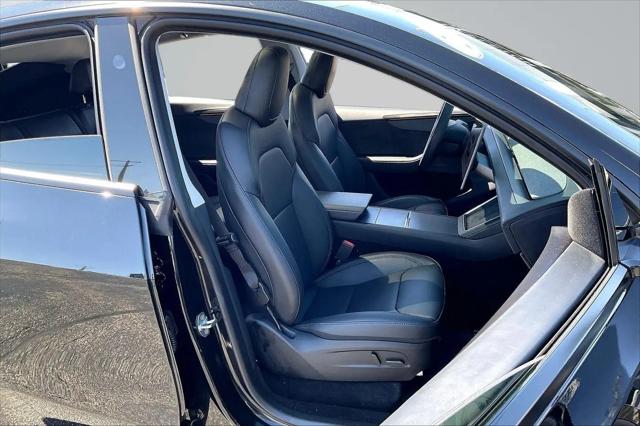 2026 Tesla Model Y Premium Rear-Wheel Drive