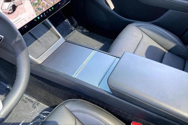 2026 Tesla Model Y Premium Rear-Wheel Drive