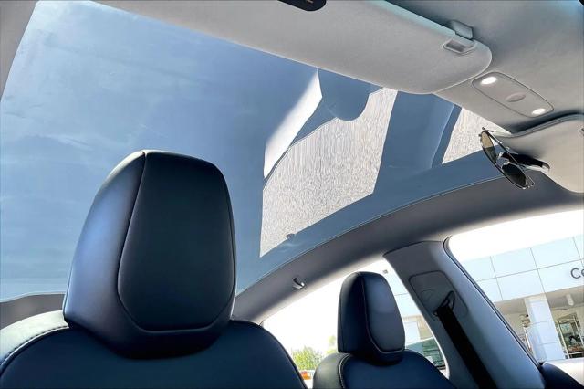 2026 Tesla Model Y Premium Rear-Wheel Drive