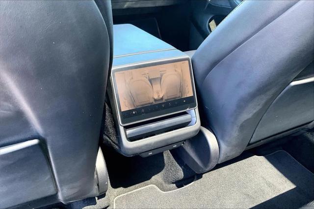 2026 Tesla Model Y Premium Rear-Wheel Drive