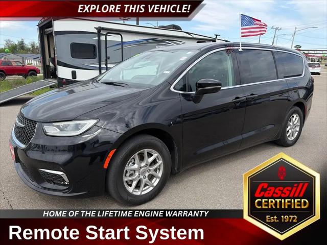 2024 Chrysler Pacifica Touring L for sale in Cedar Rapids, IA