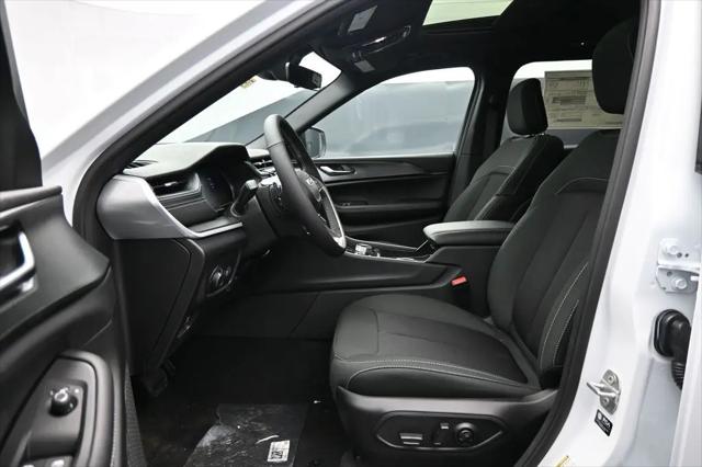 2026 Jeep Grand Cherokee L Altitude 4x4