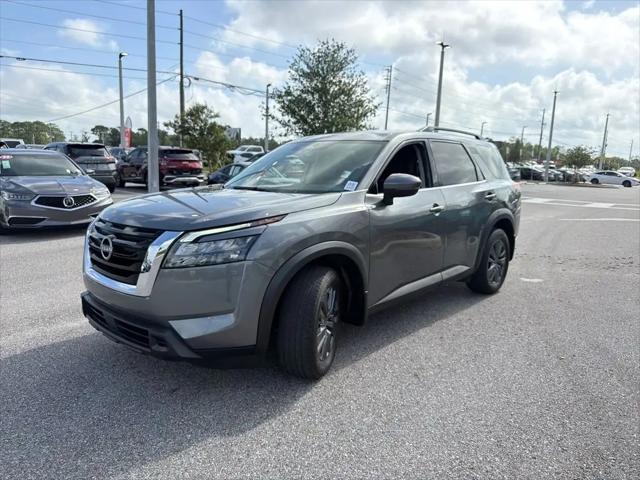2024 Nissan Pathfinder SV FWD