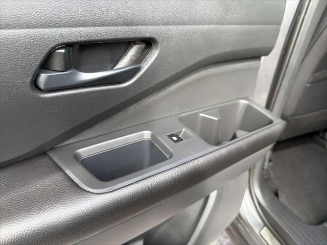 2024 Nissan Pathfinder SV FWD