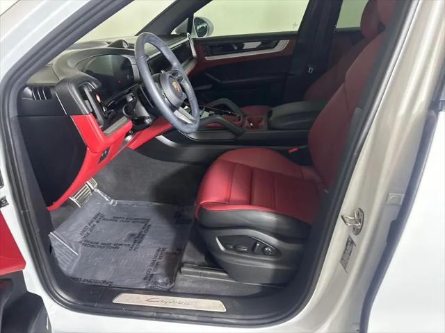 2025 Porsche Cayenne Cayenne