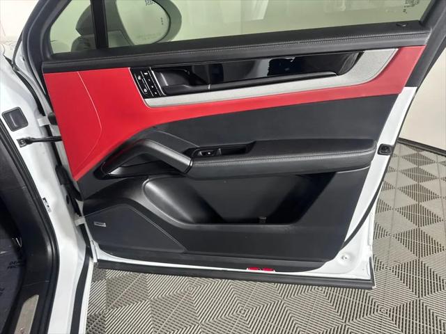 2025 Porsche Cayenne Cayenne