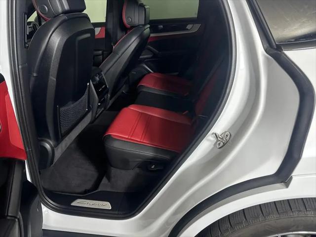 2025 Porsche Cayenne Cayenne