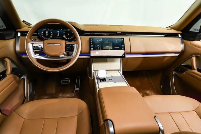 2025 Land Rover Range Rover P615 SV