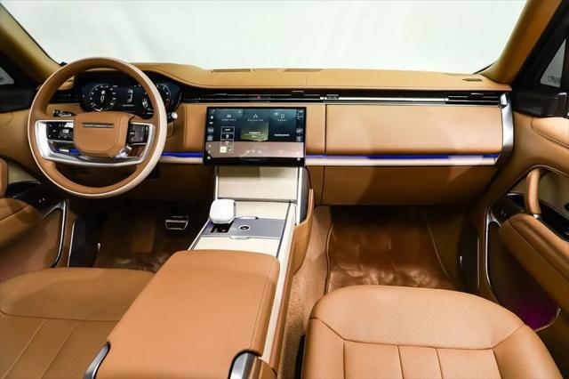 2025 Land Rover Range Rover P615 SV