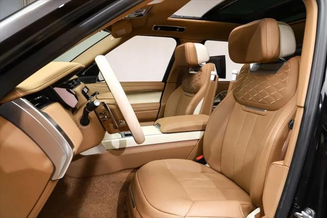 2025 Land Rover Range Rover P615 SV