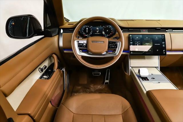 2025 Land Rover Range Rover P615 SV