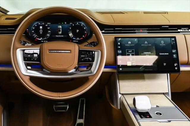 2025 Land Rover Range Rover P615 SV