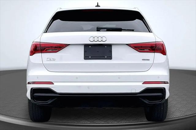 2023 Audi Q3 Premium 45 TFSI S line quattro Tiptronic