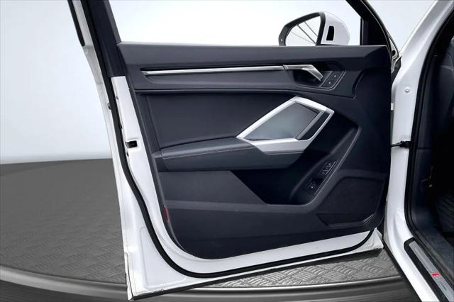 2023 Audi Q3 Premium 45 TFSI S line quattro Tiptronic