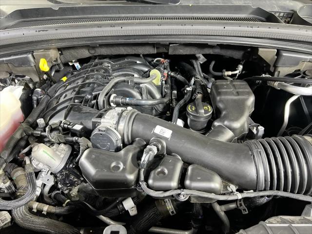 2023 Jeep Grand Cherokee L Laredo 4x4