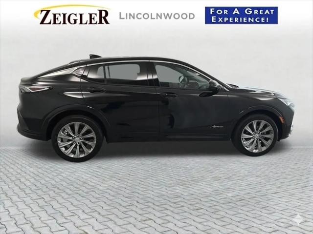 2026 Buick NV Avenir FWD