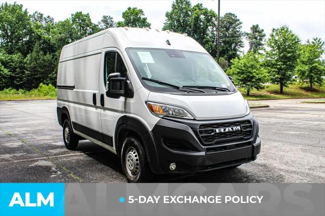 2025 Ram ProMaster 2500 Cargo Van Tradesman High Roof 136" WB w/Pass Seat