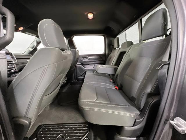 2022 Ram 1500 Big Horn Crew Cab 4x4 5'7" Box