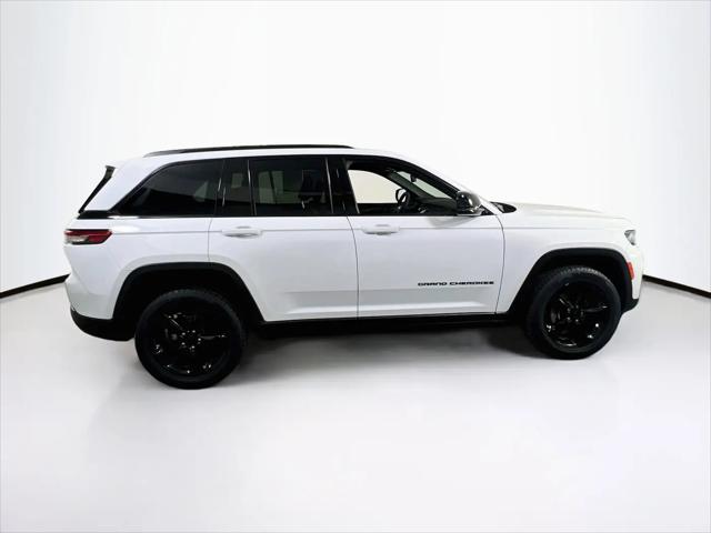 2023 Jeep Grand Cherokee Altitude 4x4