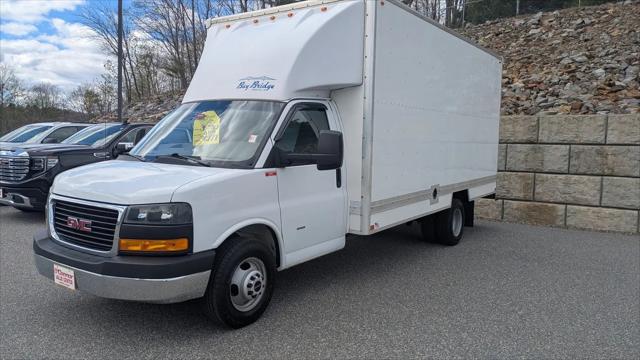 2023 GMC Savana Cutaway Work Van