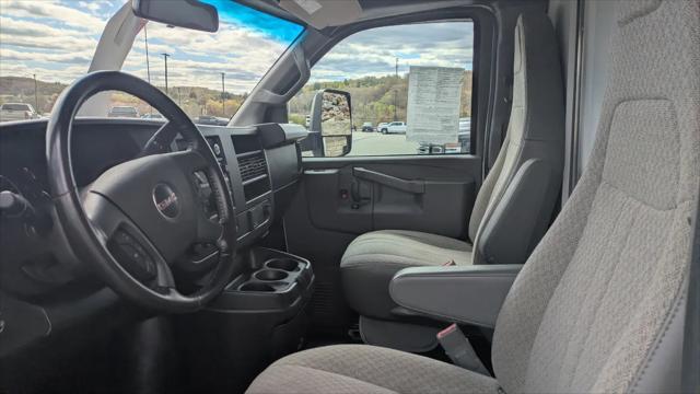 2023 GMC Savana Cutaway Work Van