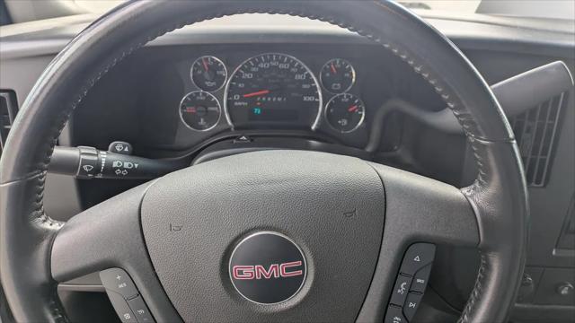 2023 GMC Savana Cutaway Work Van