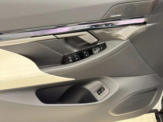 2027 BMW 5 Series 550e xDrive