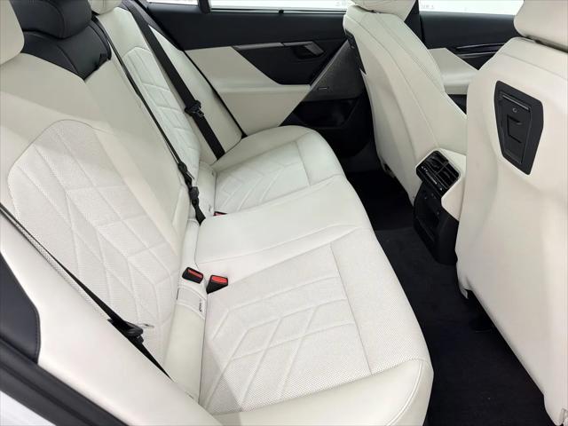 2027 BMW 5 Series 550e xDrive