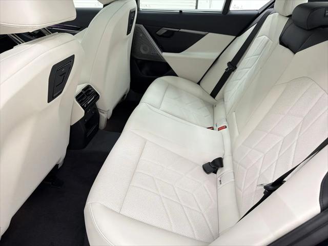 2027 BMW 5 Series 550e xDrive