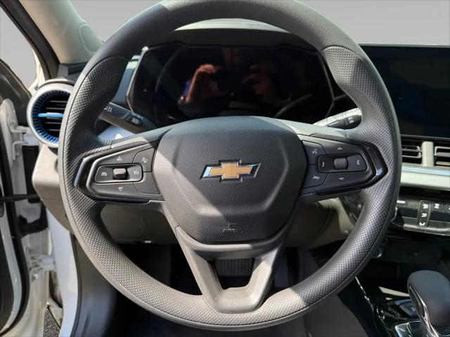 2024 Chevrolet Trax FWD LT