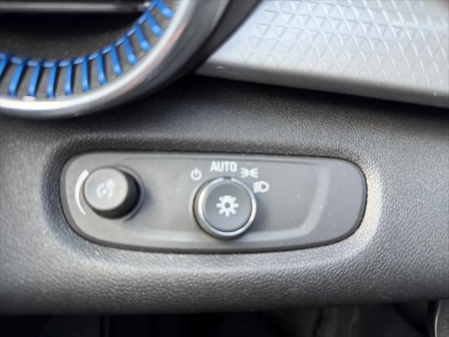 2024 Chevrolet Trax FWD LT
