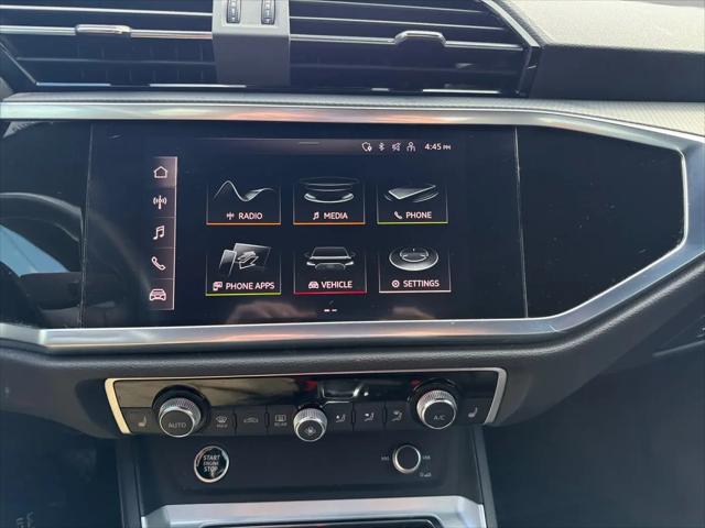 2022 Audi Q3 Premium 40 TFSI quattro Tiptronic
