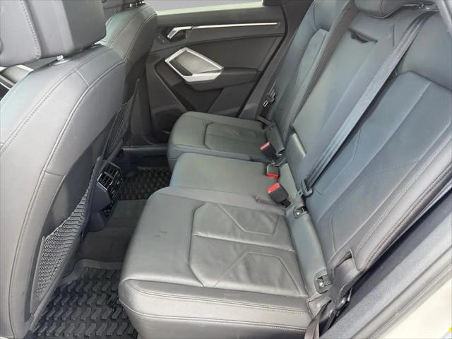 2022 Audi Q3 Premium 40 TFSI quattro Tiptronic