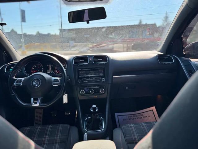 2014 Volkswagen GTI Wolfsburg Edition
