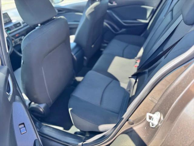 2016 Mazda Mazda3 i Touring