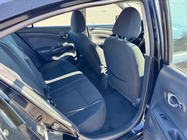 2016 Nissan Versa 1.6 SV