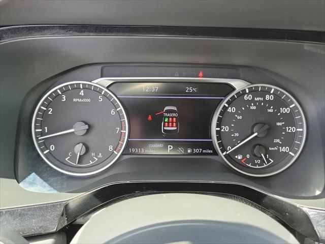 2025 Nissan Pathfinder SL FWD